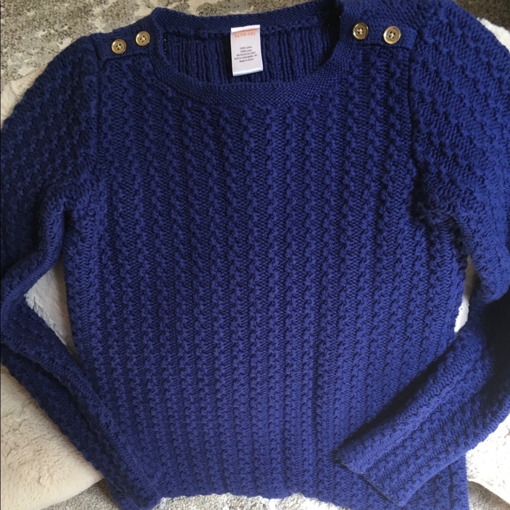 Time to clean my closet deals: Beautiful knit long sleeves warm top.